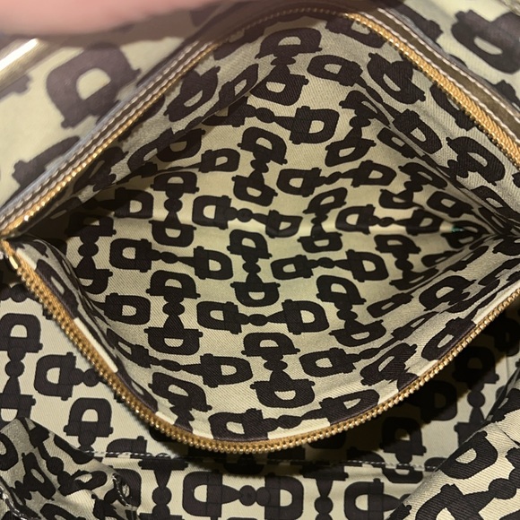 Gucci Canvas Tote Khaki And Gold - Picture 8 of 15